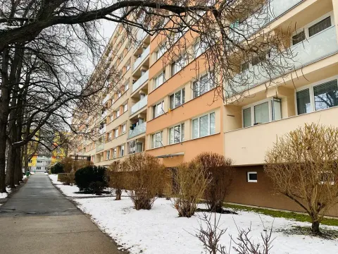 Pronájem bytu 2+1, Kolín, Dělnická, 56 m2
