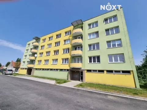 Prodej bytu 3+kk, Lišov, Čechova, 66 m2
