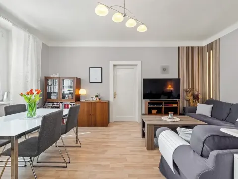 Prodej bytu 3+1, Praha - Holešovice, Letohradská, 77 m2