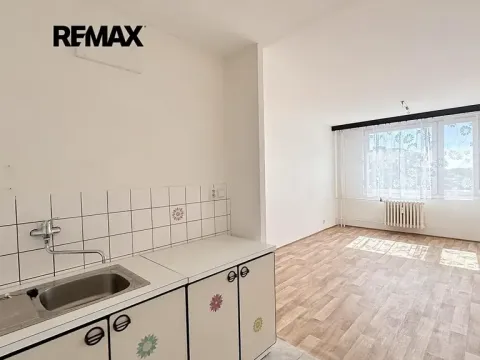 Prodej bytu 2+kk, Kladno, Vodárenská, 40 m2