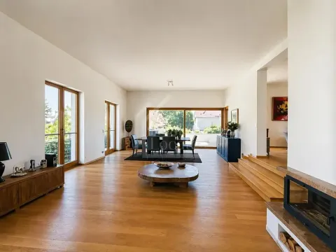 Pronájem rodinného domu, Praha - Nebušice, V hliništi, 350 m2