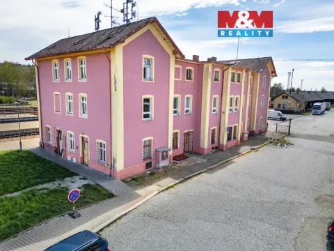 Prodej činžovního domu, Veselí nad Lužnicí - Veselí nad Lužnicí II, Nádražní, 1121 m2