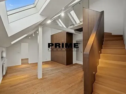 Pronájem bytu 3+1, Praha - Bubeneč, U akademie, 130 m2