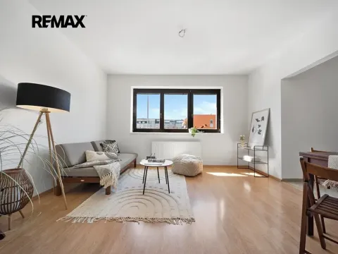 Prodej bytu 2+kk, Brno, Podbělová, 43 m2