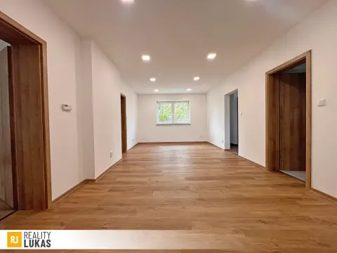 Pronájem bytu 3+1, Ostrava, Karla Svobody, 87 m2