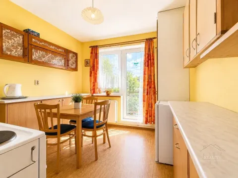 Pronájem bytu 1+1, Luštěnice - Zelená, 31 m2
