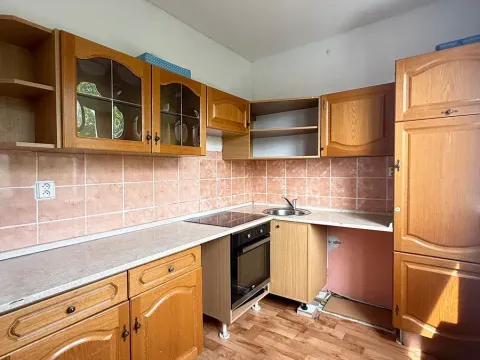 Pronájem bytu 2+1, Kadaň, Chomutovská, 56 m2
