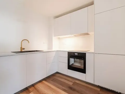Pronájem bytu 3+kk, Praha - Vršovice, Rostovská, 79 m2
