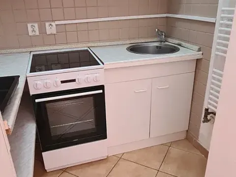 Pronájem bytu 3+1, Praha - Vinohrady, Řipská, 60 m2