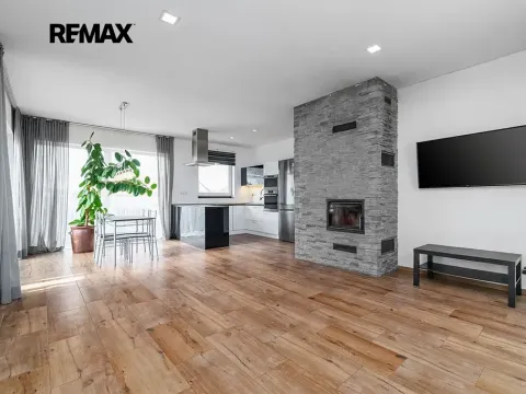 Prodej bytu 4+kk, Česká Bříza, 102 m2