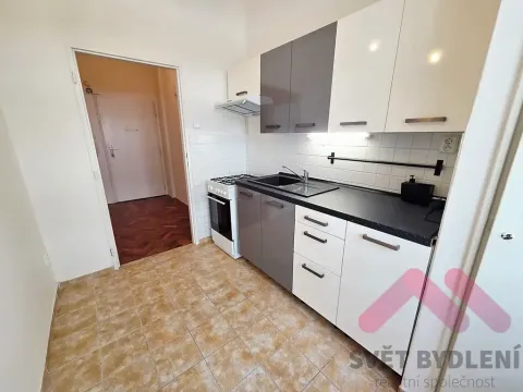 Pronájem bytu 1+1, Praha - Vinohrady, Kouřimská, 37 m2