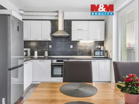 Pronájem bytu 2+kk, Pardubice - Zelené Předměstí, Na Spravedlnosti, 53 m2