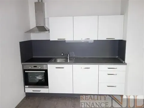 Pronájem bytu 1+kk, Plzeň, Na Horničce, 35 m2