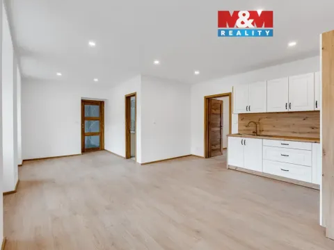 Prodej bytu 2+kk, Lochovice, 59 m2