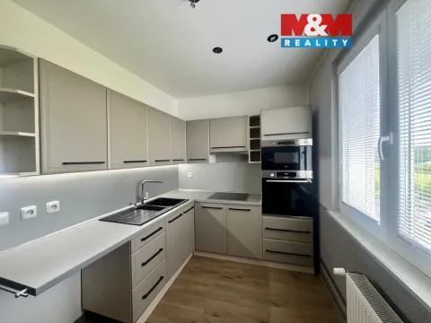 Pronájem bytu 2+1, Kadaň, U Stadionu, 54 m2