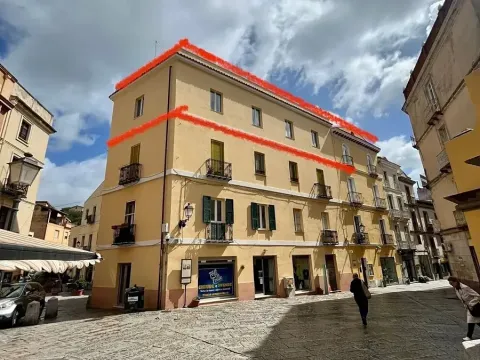 Prodej bytu 4+kk, Iglesias, Itálie, 135 m2