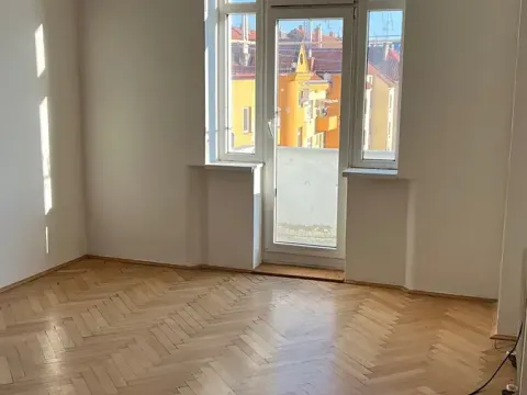 Pronájem bytu 2+kk, Pardubice, Nerudova, 50 m2
