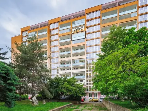 Prodej bytu 3+1, Praha - Vršovice, Uzbecká, 74 m2