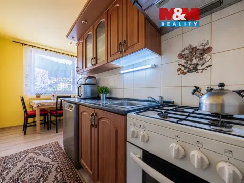 Prodej bytu 3+1, Krupka - Maršov, Karla Čapka, 79 m2