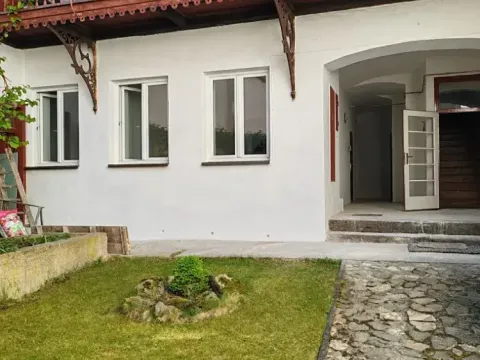 Pronájem bytu 2+kk, Třebíč, Karlovo nám., 46 m2