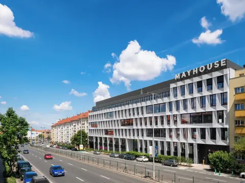 Pronájem kanceláře, Praha - Nusle, 5. května, 350 m2