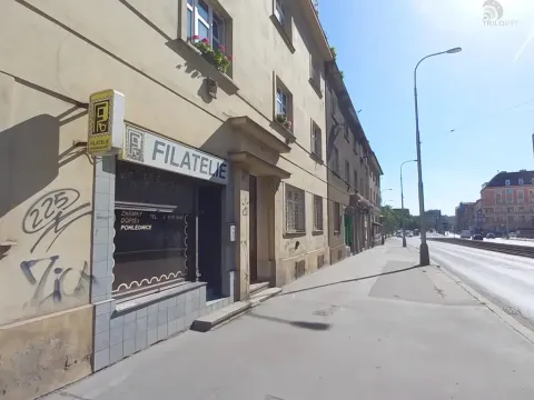 Pronájem obchodního prostoru, Praha - Smíchov, Plzeňská, 18 m2