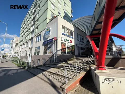 Pronájem obchodního prostoru, Praha - Stodůlky, Sluneční náměstí, 105 m2