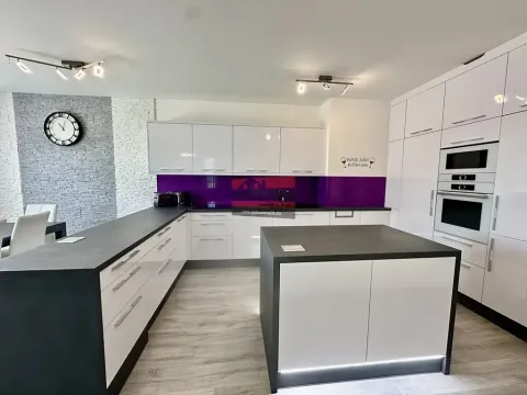 Pronájem bytu 3+kk, Tábor, Janáčkova, 94 m2