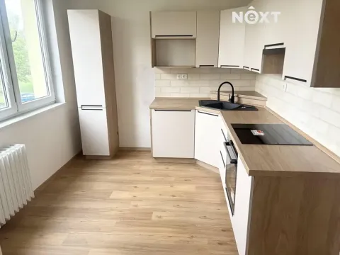 Pronájem bytu 2+1, Jindřichův Hradec, sídliště Vajgar, 65 m2