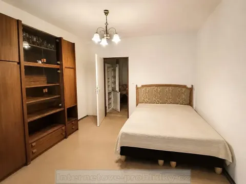 Pronájem pokoje, Praha - Černý Most, 26 m2