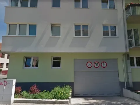 Pronájem garáže, Brno, Musilova, 13 m2
