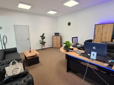 Pronájem kanceláře, Vyškov, Husova, 28 m2