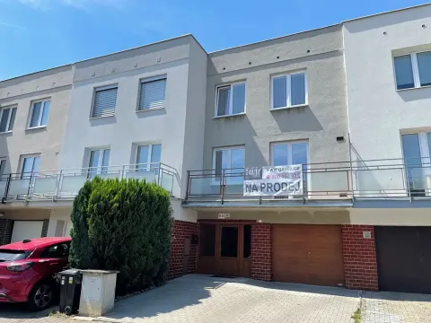 Prodej rodinného domu, Šlapanice, Jiráskova, 200 m2