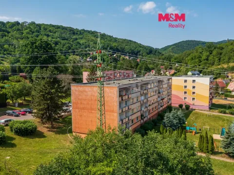 Prodej bytu 2+1, Povrly, Sídliště II, 58 m2