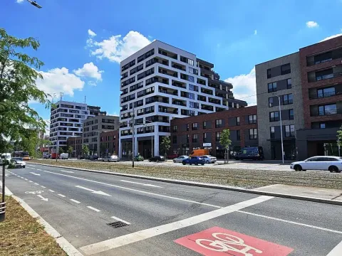 Pronájem bytu 1+kk, Praha, Poděbradská, 36 m2