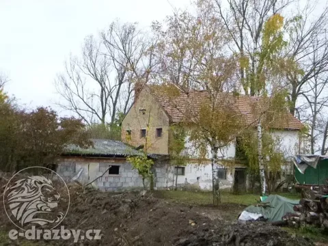 Dražba zemědělského objektu, Chroustovice, 522 m2