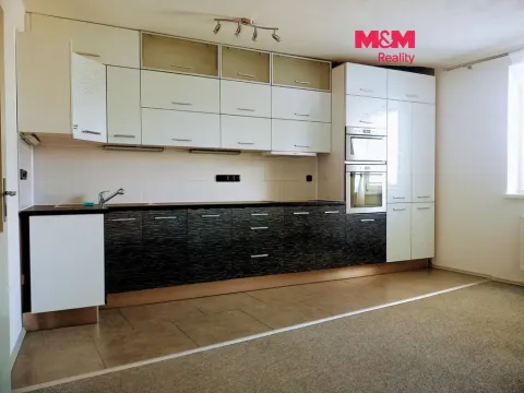 Pronájem bytu 3+kk, Strakonice, Stavbařů, 81 m2
