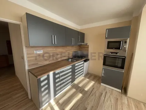 Pronájem bytu 3+1, Pardubice, kpt. Nálepky, 64 m2