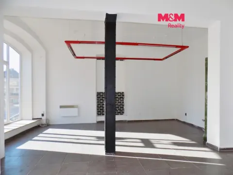 Pronájem obchodního prostoru, Teplice, U nádraží, 68 m2