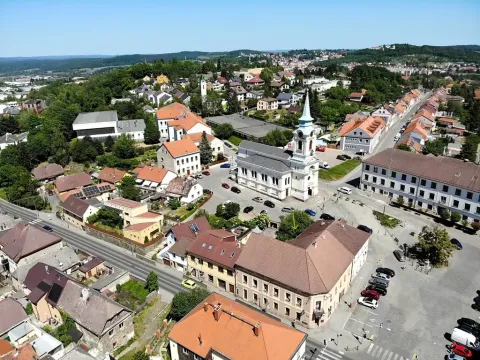 Prodej bytu 1+1, Příbram, náměstí J. A. Alise, 42 m2