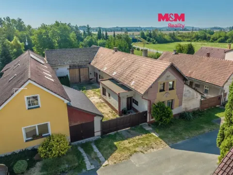 Prodej rodinného domu, Činěves, 161 m2