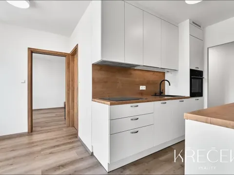 Pronájem bytu 3+1, Třebíč, Obránců míru, 68 m2