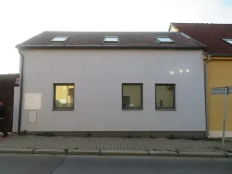 Dražba rodinného domu, Praha - Dolní Chabry, Kobyliská, 90 m2