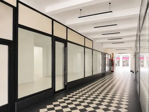 Pronájem obchodního prostoru, Karlovy Vary, T. G. Masaryka, 97 m2