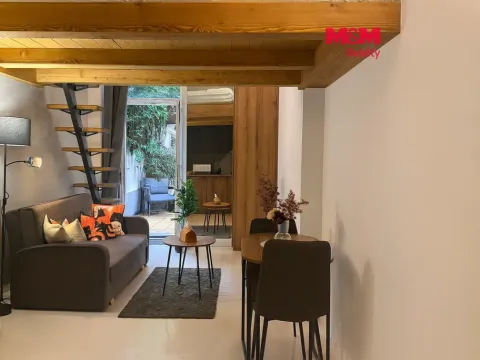 Pronájem bytu 1+kk, Praha - Vinohrady, Polská, 34 m2