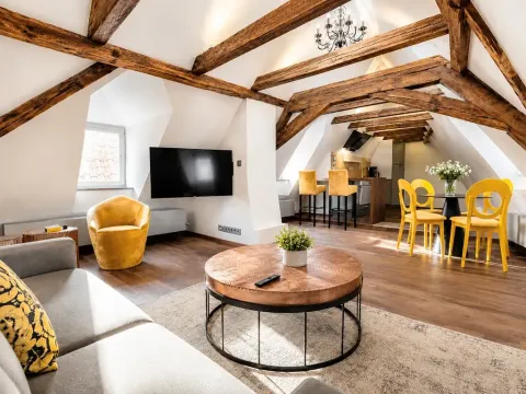 Prodej apartmánu, Praha - Malá Strana, Malostranské náměstí, 117 m2