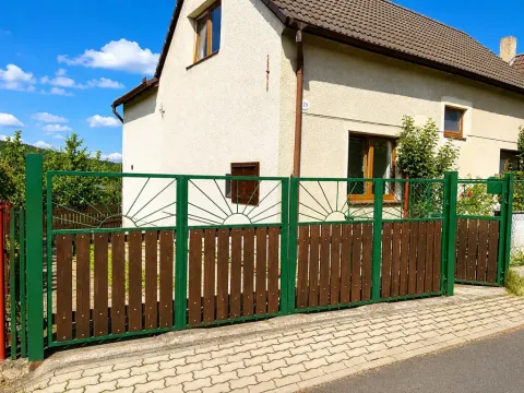 Prodej rodinného domu, Domoušice, 160 m2