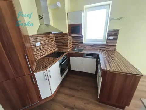 Pronájem bytu 2+kk, Brno, Jánošíkova, 43 m2