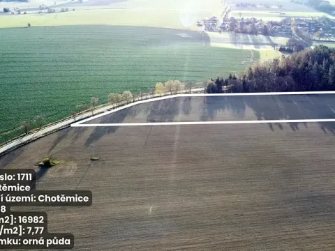 Prodej pole, Chotěmice, 16982 m2