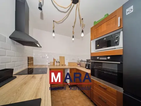 Prodej bytu 4+kk, Mikulovice, Hlavní, 109 m2